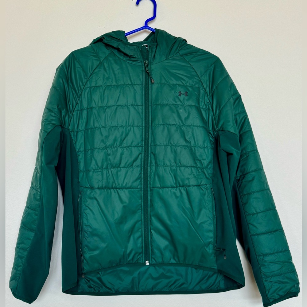 UA Women’s Forest Green Puffer Jacket- Sz L